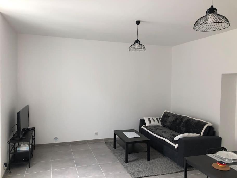 Grand Studio Centre Ville Бурж Экстерьер фото